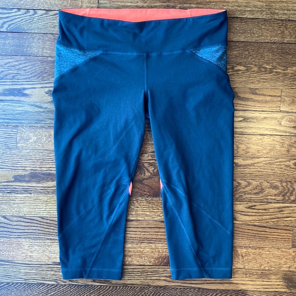 Under Armor capri leggings